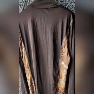 Rocky, XL long sleeved black and camo long sleeved Tshirt